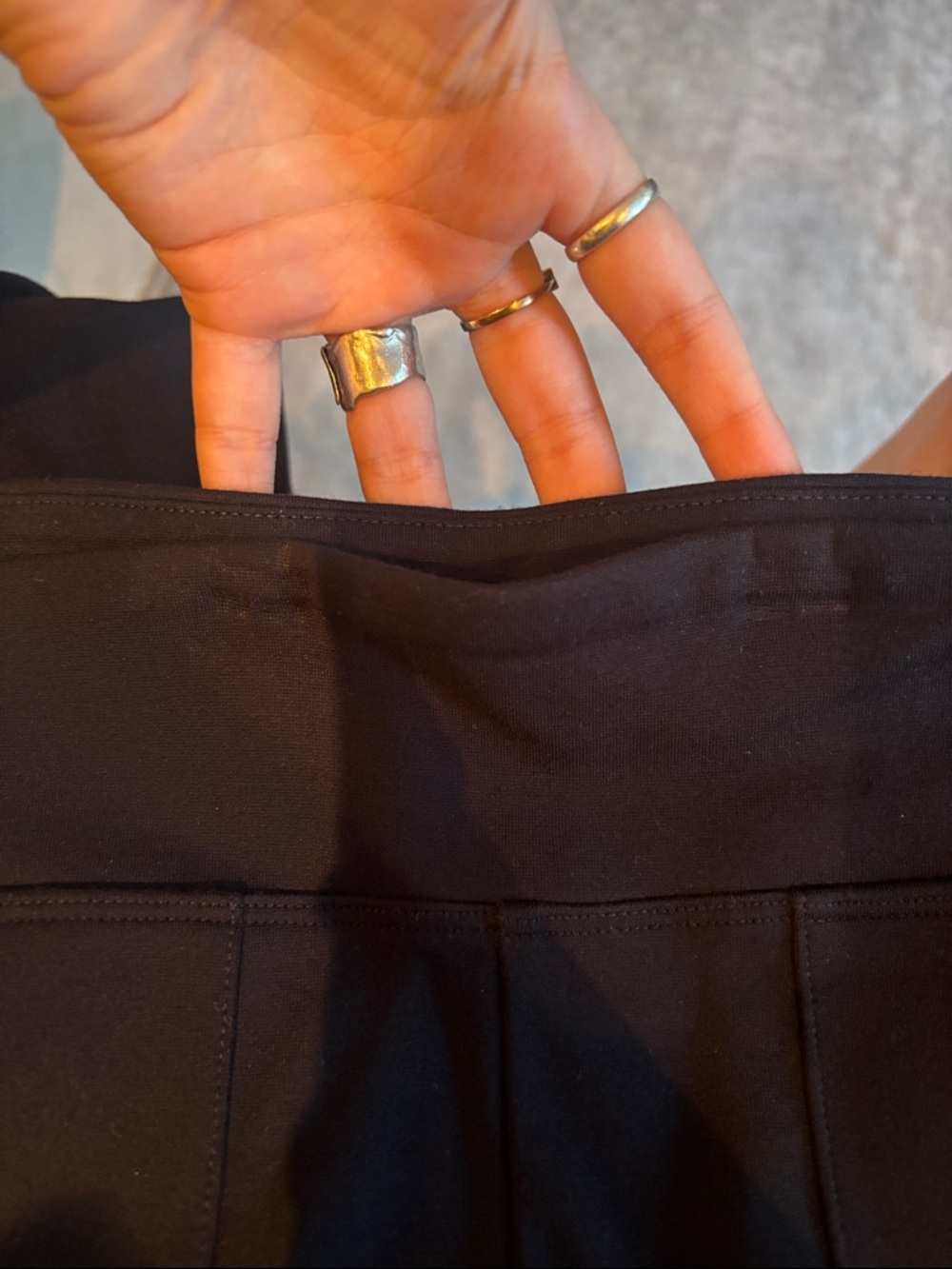 CAbi Tiki Slim Pants Classic Navy L 6690 Ponte Knit Blue Pull On Stretchy Pocket - Picture 6 of 10